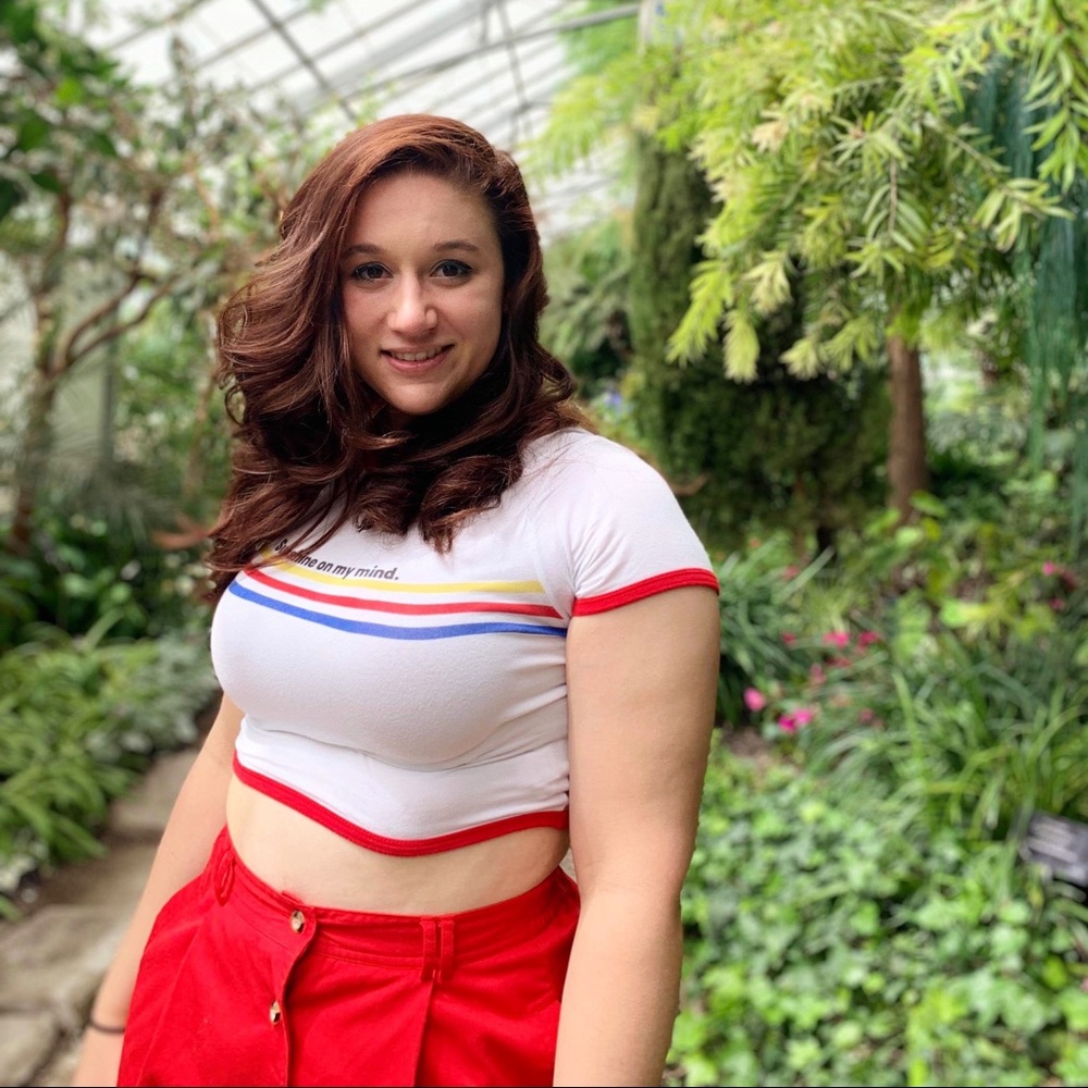 Meet your Posher, Lauren